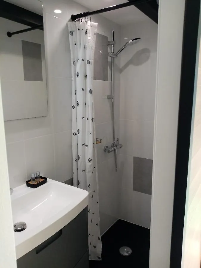 Apartment Studio De Charme Neuf A La Montagne Puget-Rostang